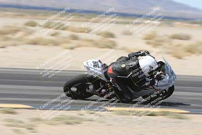 media/Apr-17-2025-Racers Edge (Thu) [[0a0c127f11]]/B Group/3-Session 2 (Turn 4 Inside)/